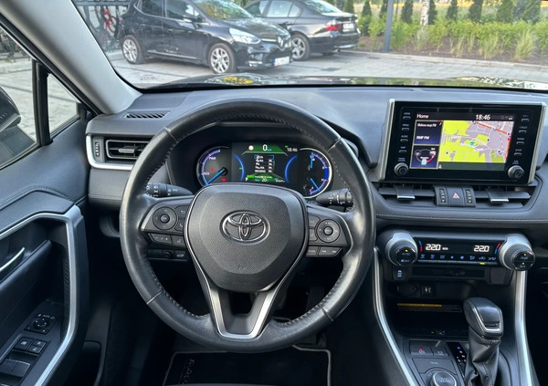 Toyota RAV4 cena 124900 przebieg: 84027, rok produkcji 2019 z Sopot małe 466